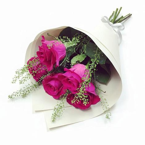 Букет цветов из: Розы в Чебеньки