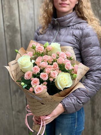 Букет цветов из: Розы в Чебеньки